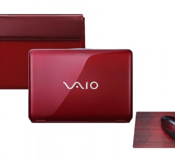 Wszystkim elementom notebooka CS11, od obudowy przez wsporniki na nadgarstki po widoczne powierzchnie wewnętrzne nadano przyciągającą uwagę kolorystykę