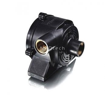 Skuteczność w odbiorze ciepła jest bardzo wysoka, a blok pozwala na bardzo mocne podkręcanie procesora.