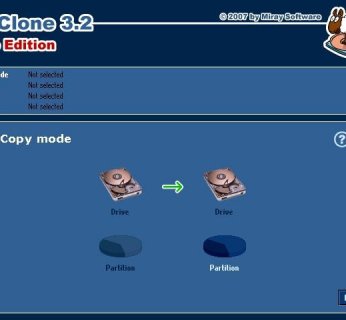 3. Narzędzie HDClone kopiuje uszkodzony dysk twardy bit po bicie na inny wskazany dysk, co uławia odzyskiwanie danych.