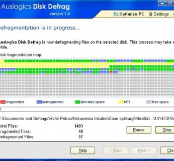 Mały pomocnik – Disk Defrag – poukłada zawartość naszego dysku, wykona defragmentację i skróci czas dostępu do danych.