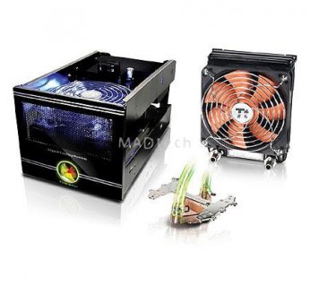 Thermaltake Bigwater 780 podłączany jest do układu chłodzącego poprzez złączki 3/8
