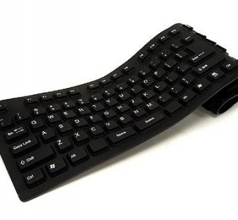 Giętka klawiatura - wytrzyma każde zalanie i można ją bez problemu umyć