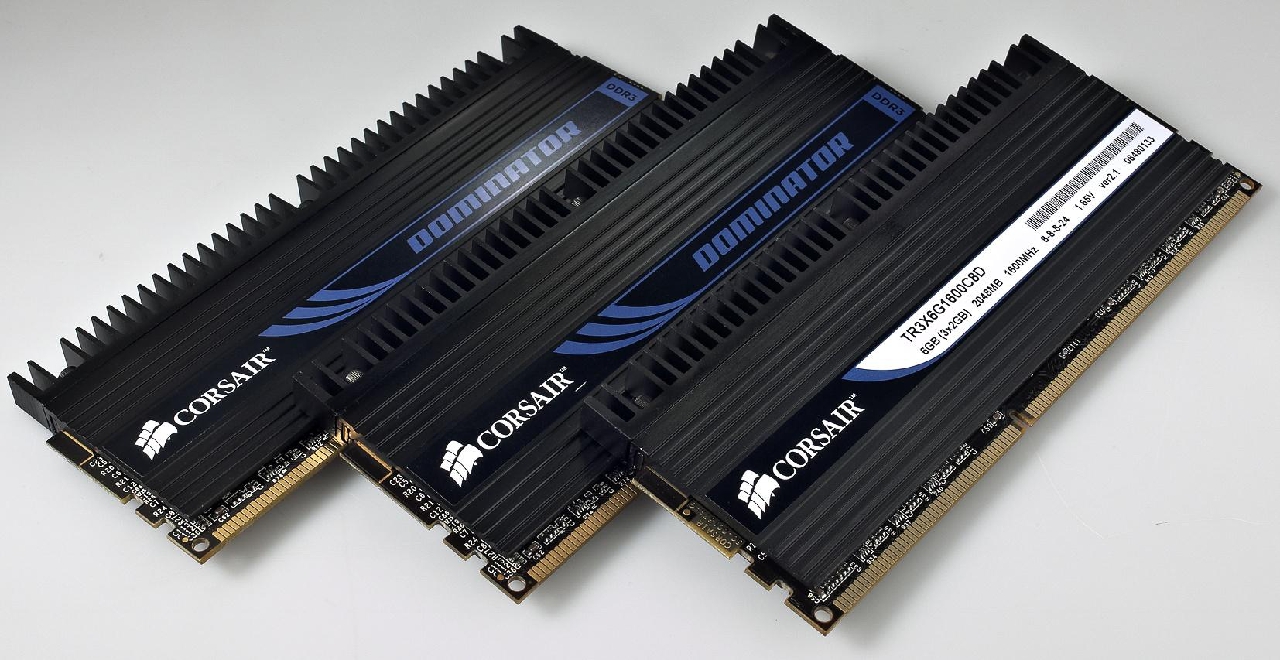 Pamięć RAM Corsair Dominator DDR3 3x2GB TR3X6G1600C8D