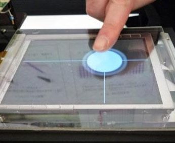 Mitsubishi twierdzi, że nową technologię można wykorzystać w większych, nawet 10-calowych ekranach