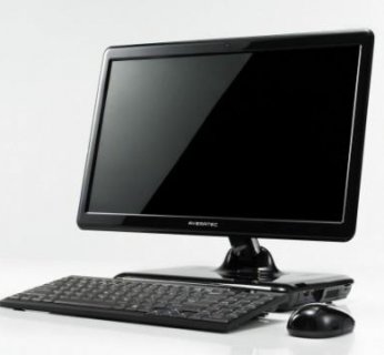 Mniejszy model sprzedawany jest z preinstalowanym systemem Windows XP Home...