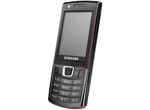 Telefon 3G z wyświetlaczem AMOLED