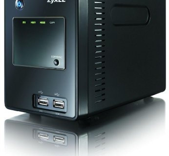 Urządzenie mierzy 142 x 113 x 202 mm, zaś waży 1,5 kilograma