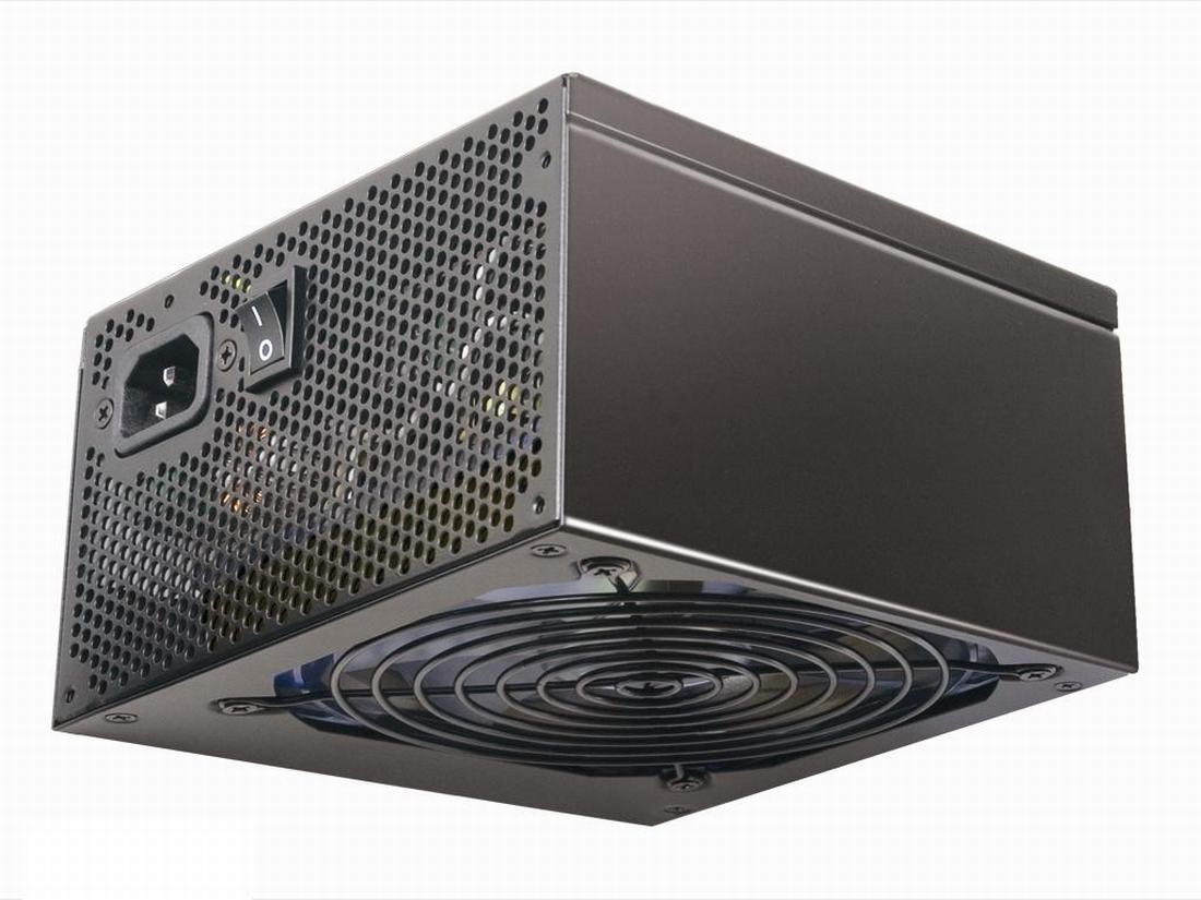 Pełne 500W dostępnej mocy, dwie wtyczki PCIe oraz 30A na liniach 12V pozwalają na współprace z najnowszymi kartami graficznymi