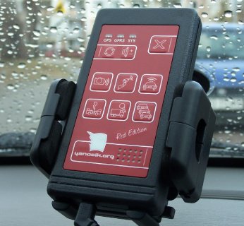 Tak jak Janosik pomagał biednym i dbał o ich bezpieczeństwo tak nasz Yanosik będzie pomagał kierowcom unikać drogowych niebezpieczeństw i mandatów – mówi Dawid Nowicki przedstawiciel serwisu Yanosik.org