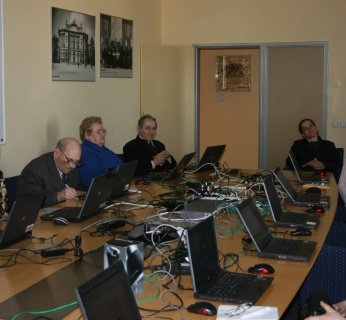 Pierwszy kurs komputerowy dla Pań z działającego na Ochocie Stowarzyszenia