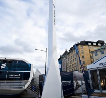 Obiekt może być wyposażony w ekrany dotykowe oraz miejsca przeznaczone na reklamy, co może być dla operatorów nowym źródłem przychodów