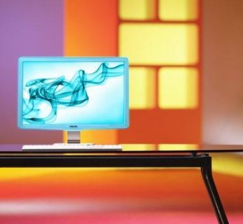 Monitor Philips LightFrame jest objęty trzyletnią gwarancją, a ze względu na dużą energooszczędność otrzymał certyfikat Energy Star