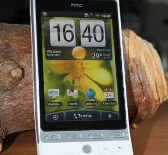 Hero oparto na procesorze Qualcomm z taktowaniem 528 MHz, 288 MB pamieci RAM oraz 512 MB pamięci ROM