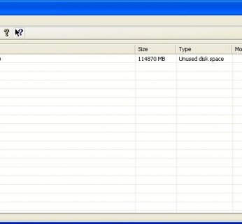 Darmowa niszczarka plików pozwala m.in. nadpisać pustą przestrzeń na dysku. Wykonuje tę operację szybciej od komercyjnych aplikacji.