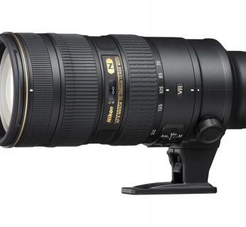 Średnica filtra wynosi 77 mm, natomiast waga obiektywu 1540 gramów