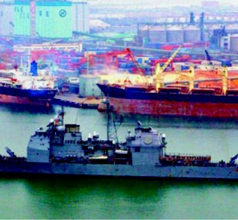 1988 - USS Vincennes - Irański Airbus zostaje zestrzelony przez amerykański krążownik – ginie 290 osób. Powód: zainstalowany na statku, wart 400 tys. dolarów, system Aegis uznał Airbusa za