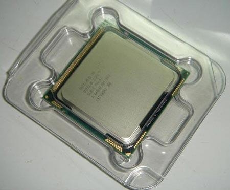 Intel Core i5 750 – kupiony, wyjęty z pudełka i sfotografowany