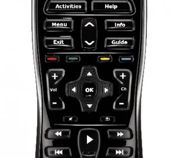 W zestawie znajdziemy również stację dokującą, ładowalną baterię, zasilacz, przekaźnik podczerwieni oraz dwa mini przekaźniki podczerwieni