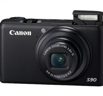 Dla uzyskania większej twórczej kontroli udostępnione zostały różne tryby tematyczne (SCN na kole nastaw), które umożliwiają dokonanie wyboru najlepszych ustawień dla poszczególnej sytuacji