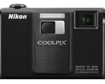 Aparat cyfrowy z wbudowanym projektorem