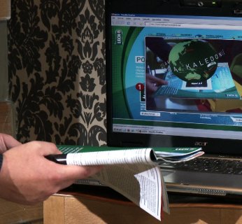 Jako pierwszy w Polsce rzeczywistość rozszerzoną wykorzystał w swojej kampanii promocyjnej browar Lech – stroną techniczną przedsięwzięcia zajęła się warszawska agencja K2.