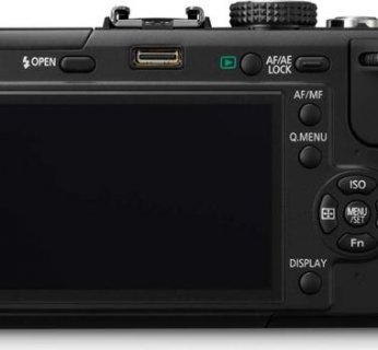 Lumix DMC-GF1 dostępny będzie w czterech kolorach: czarnym, białym, srebrnym i czerwonym
