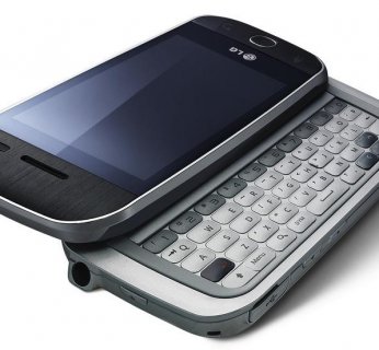 Smartfon mierzy 109 x 54,5 x 15,9 mm, zaś waży 139 gramów