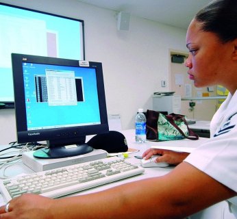 W US Army komputer stał się strategiczną bronią we wszystkich zastosowaniach militarnych.