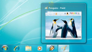 Windows 7 umożliwia podgląd uruchomionych programów w postaci miniatur.