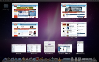 Mac OS X Snow Leopard - dzięki funkcji Expose okna wszystkich uruchomionych aplikacji są widoczne.