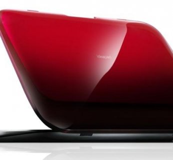 Ekran notebooka IDeaPad U1 Hybrid mierzy 12,65 mm grubości