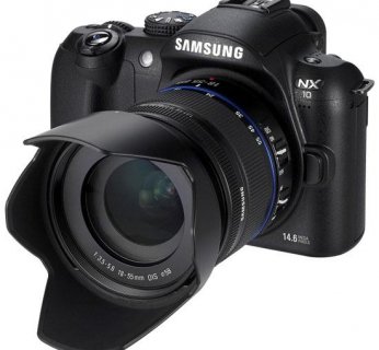 Samsung NX10 - rozmiar kompaktu, możliwości lustrzanki