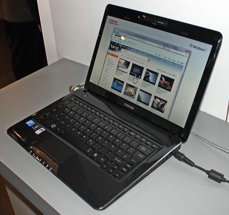 MWC 2010: Ultracienki notebook Toshiby z łącznością 4G