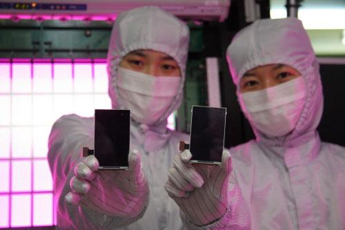 Samsung znacznie zwiększy produkcję ekranów AMOLED w 2011 roku