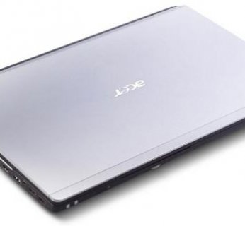 Smukły notebook Aspire Ethos z metalową obudową