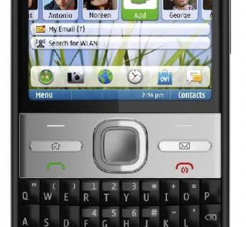 Nokia E5 mierzy 12,8 milimetra grubości, zaś waży 126 gramów, wliczająć w to baterię