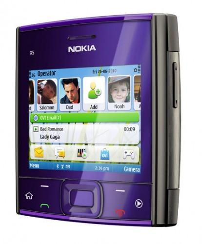 Nokia X5-01, czyli kwadratowy smartfon z klawiaturą QWERTY