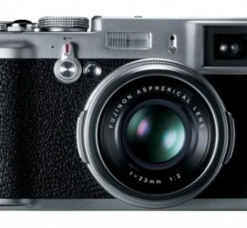 Aparat mierzy 74,4 x 53,9 x 26,5 mm