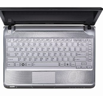 Notebooki objęte są 2-letnią gwarancją