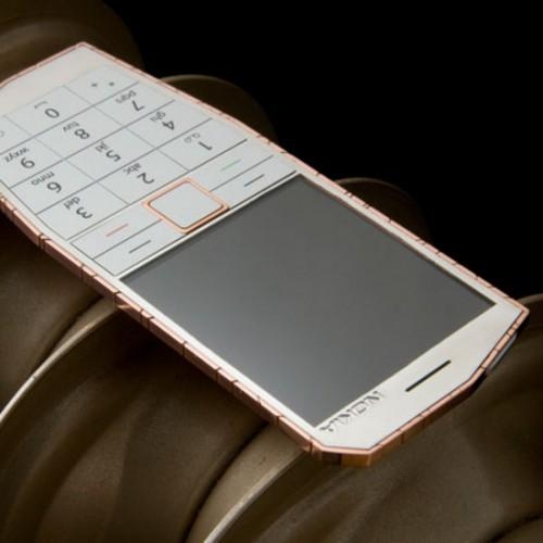 Nokia prezentuje prototyp telefonu, który naładuje się w kieszeni!