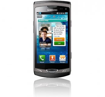 Wave II waży 135 gramów, wraz z baterią o pojemności 1500 mAh