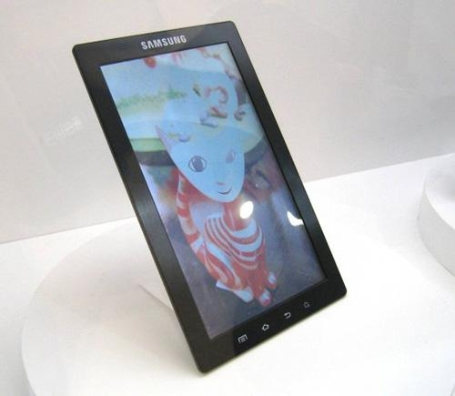 Samsung prezentuje elastyczne, składane i przezroczyste AMOLED-y