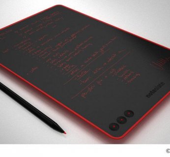 NoteSlate mierzy 6 mm grubości, zaś waży 280 gramów