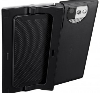 Kyocera Echo mierzy 17,2 mm grubości, zaś waży 193 gramy