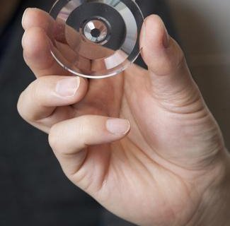 Pojedynczy obiektyw widzi obraz z dziewięciu różnych kątów