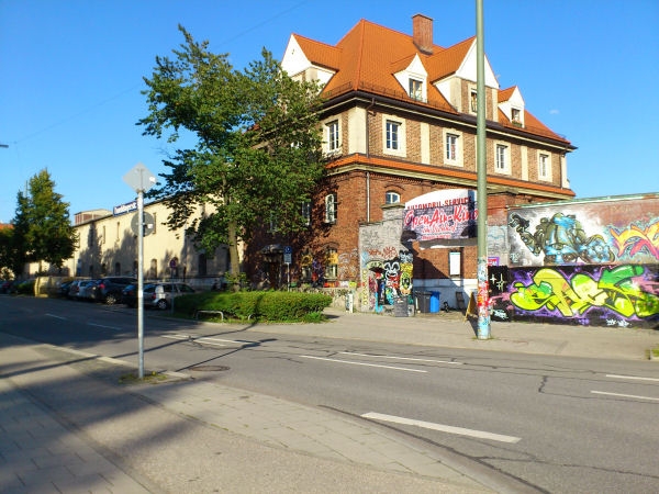 Zdjęcie testowe: piękny wynik - charakteru nadają mu trochę zbyt jaskrawe kolory.