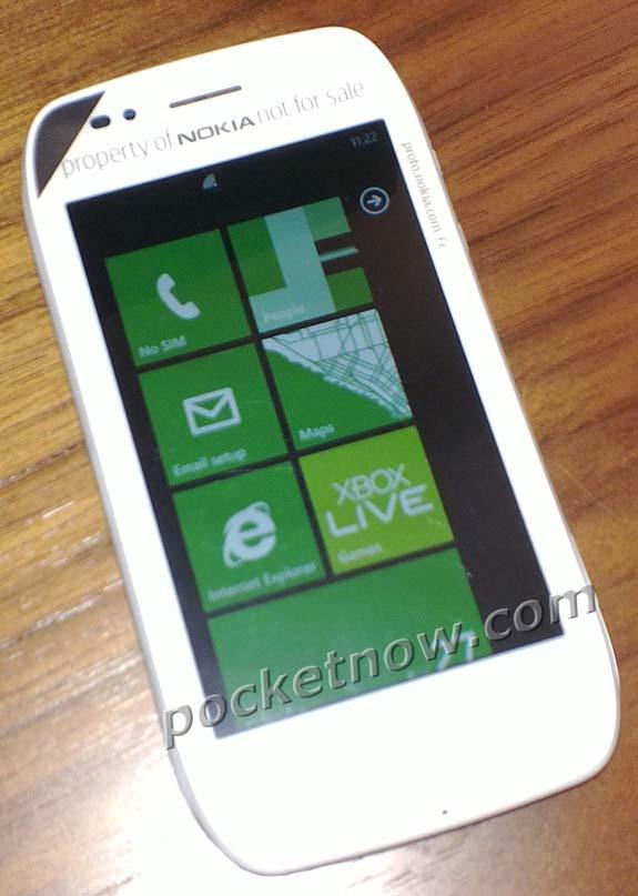 Nokia Sabre - jeden z pierwszych smartfonów Nokii z Windows Phone