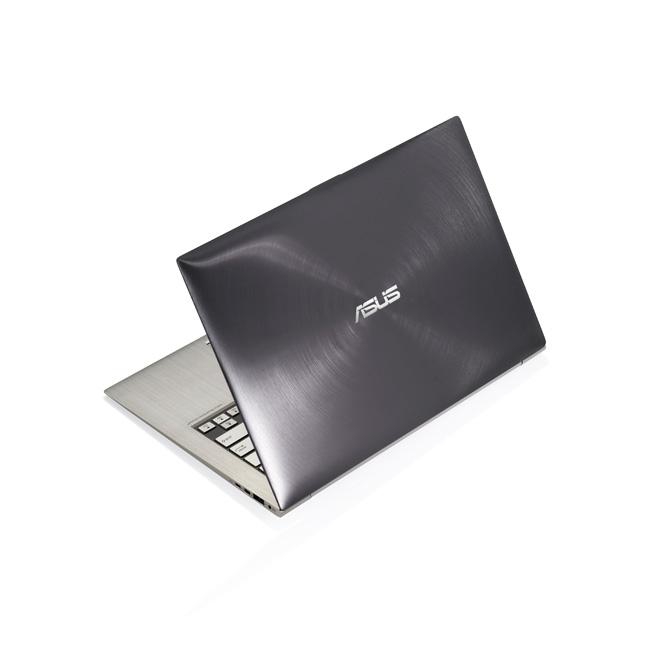 Nowy ultrabook Asus “dla Bonda”już na polskim rynku!