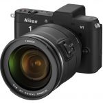 W praktyce jednak Nikon utrudnia życie ambitniejszym użytkownikom: manualnych ustawień ekspozycji i ostrości trzeba mozolnie szukać w menu.