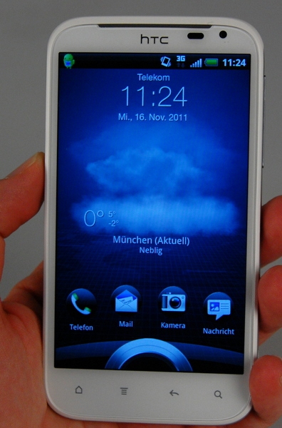 HTC Sensation XL: Sense 3.5 jest teraz bardziej przejrzysty.